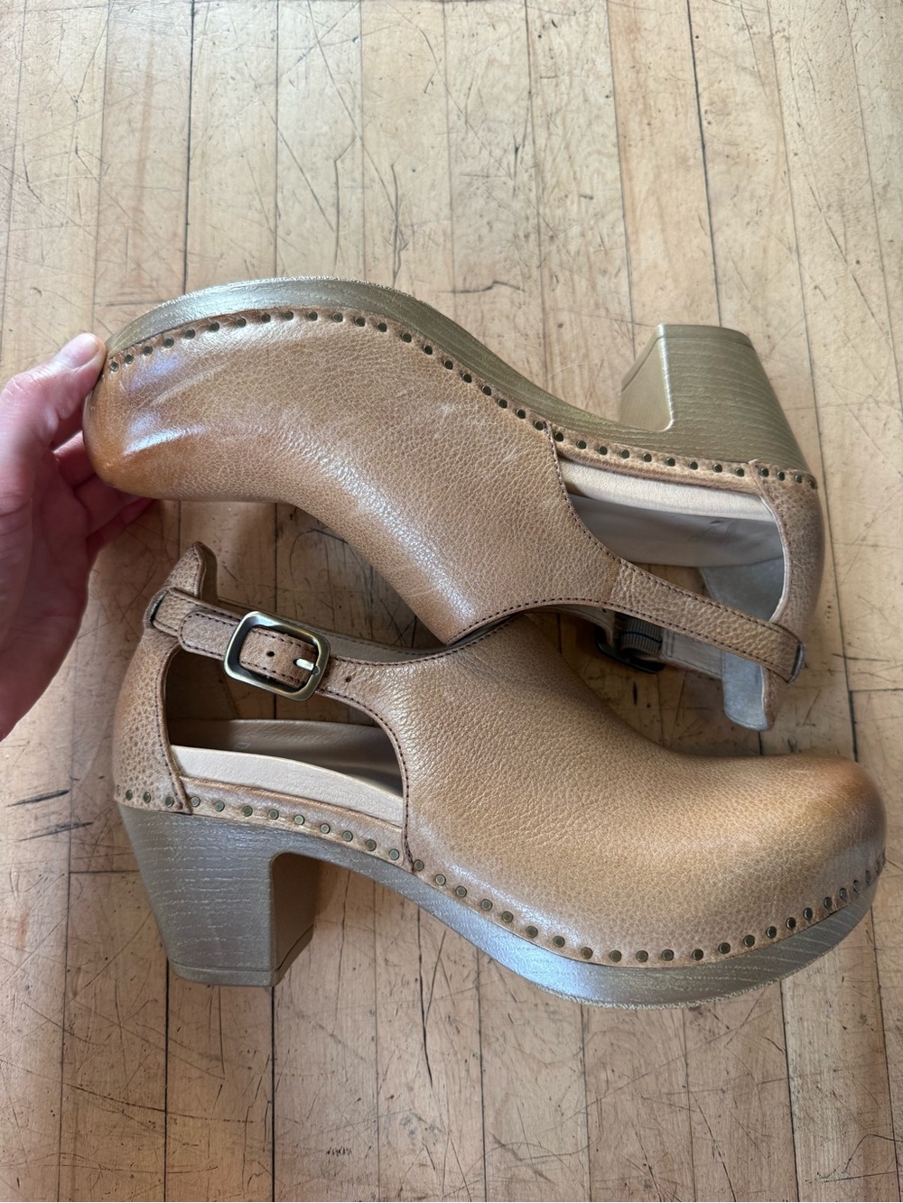 DANSKO Sassy Clog Sandal Tan Brown Leather Burnished Distressed Boho Platform 39 - Picture 3 of 13